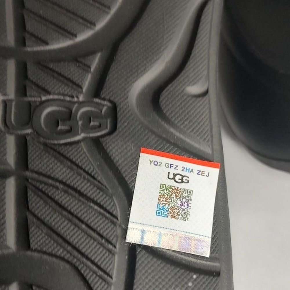 UGG Sport Yeah Sandals 9 Black Slides logo Print Backstrap - Picture 8 of 11